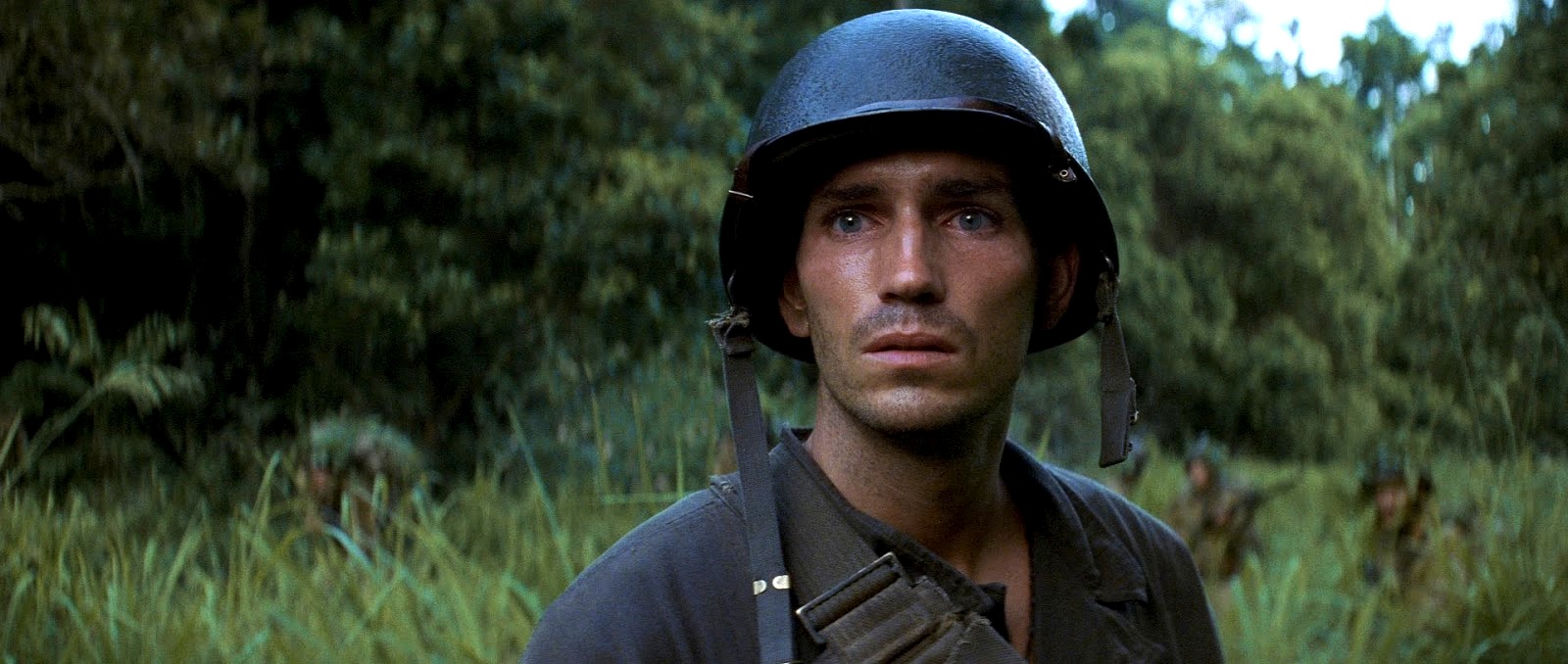 КИНОКЛАСИКИ: ТЪНКА ЧЕРВЕНА ЛИНИЯ | 1998 |