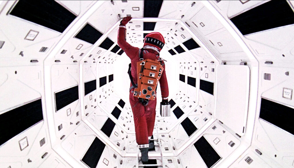 КИНОКЛАСИКА „2001: КОСМИЧЕСКА ОДИСЕЯ“ | 1968 |